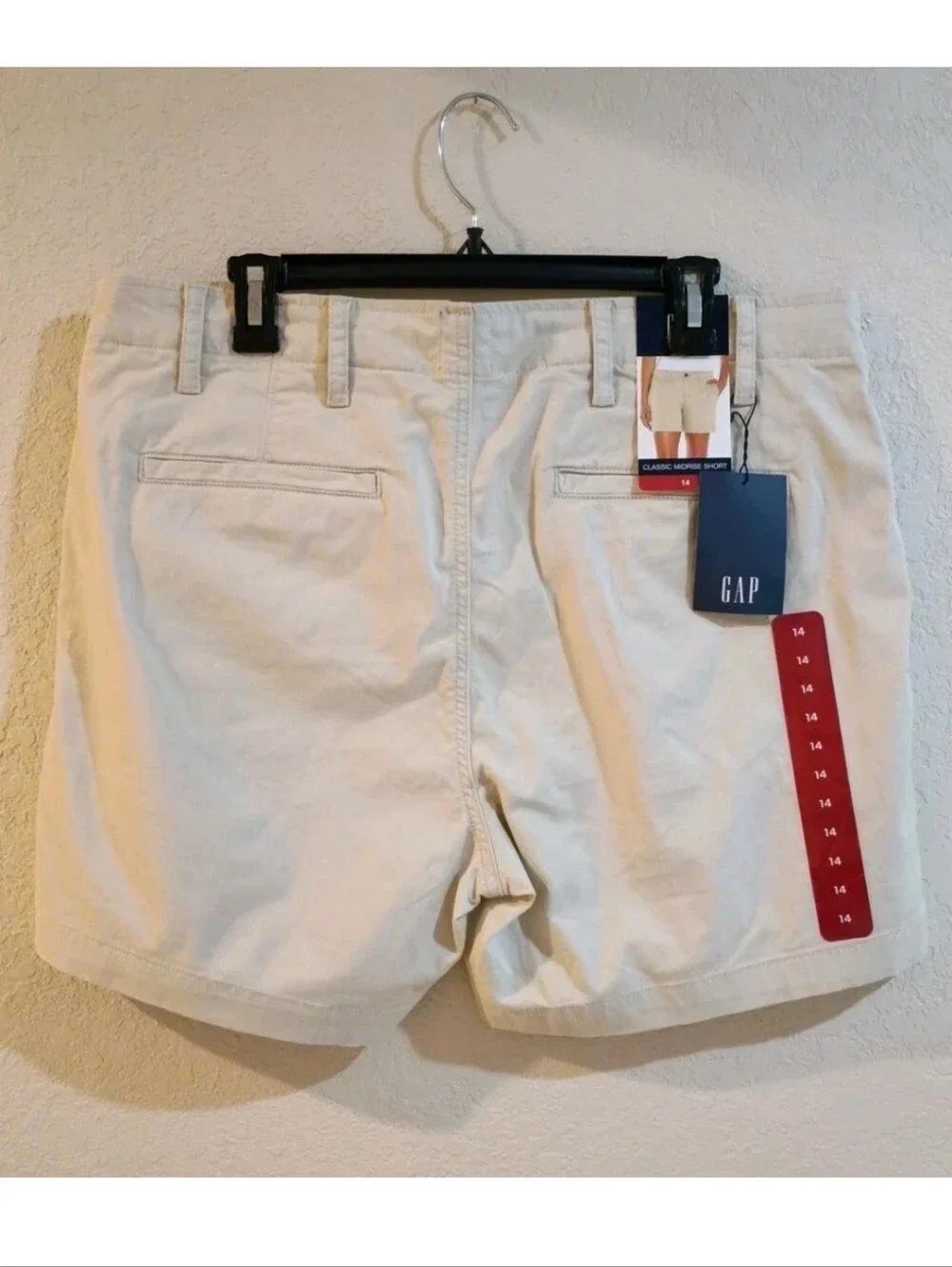 Gap Ladies Classic Midrise Shorts Size 14-Turtledove-NWT - Picture 2 of 4